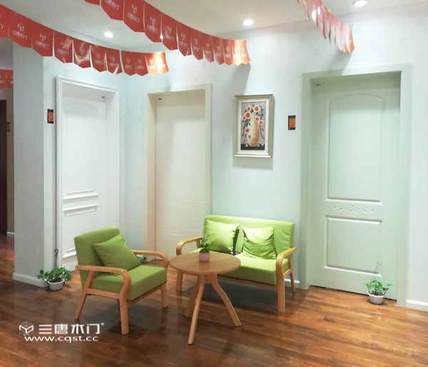 重庆三唐木门：宜宾专卖店重装升级